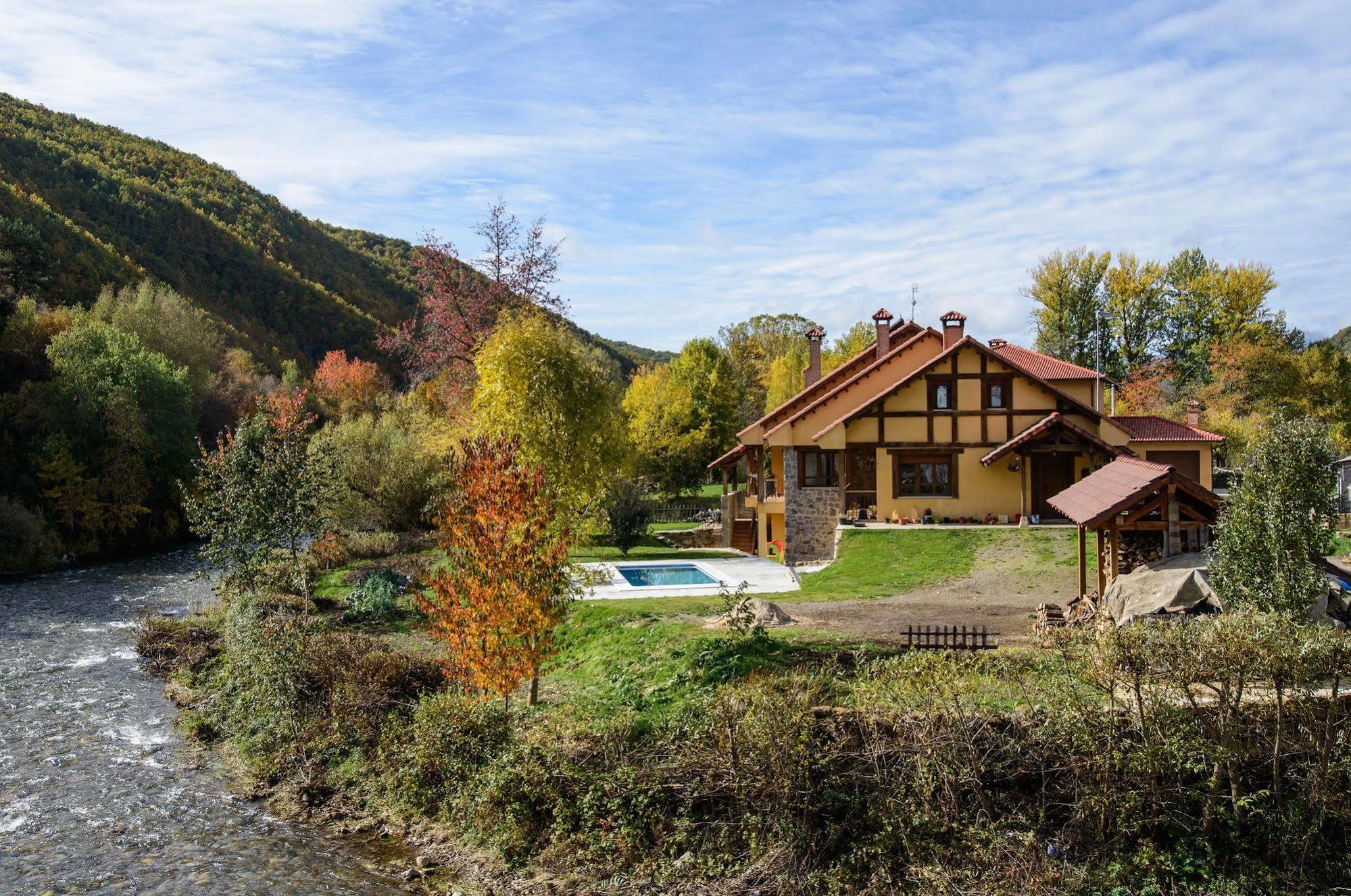 El Casar Del Puente Konuk evi Boca de Huérgano Dış mekan fotoğraf