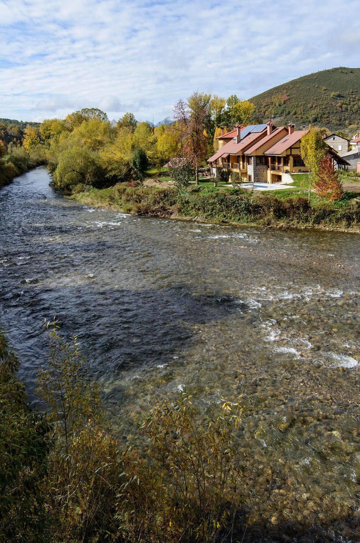 El Casar Del Puente Konuk evi Boca de Huérgano Dış mekan fotoğraf