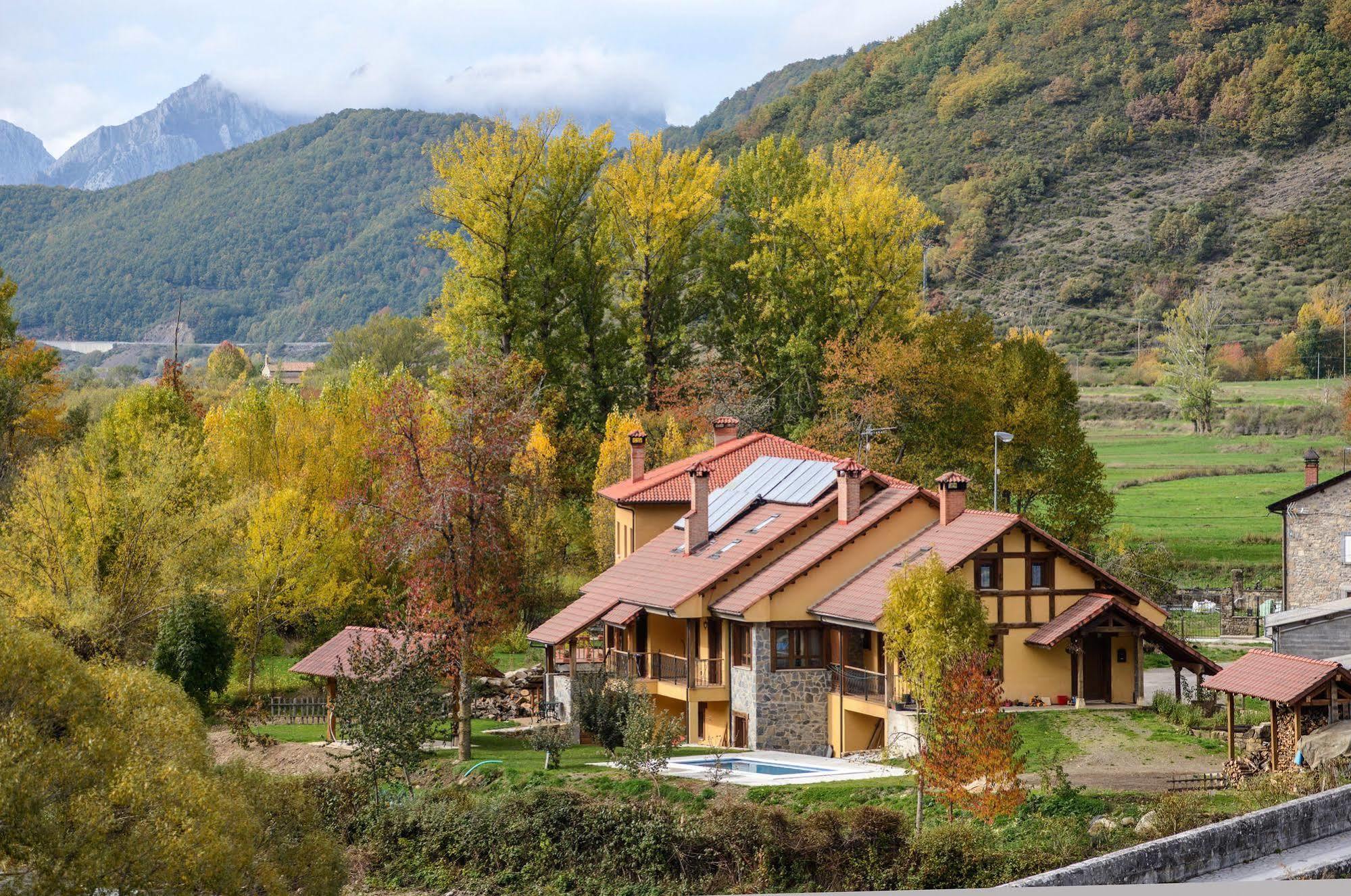 El Casar Del Puente Konuk evi Boca de Huérgano Dış mekan fotoğraf